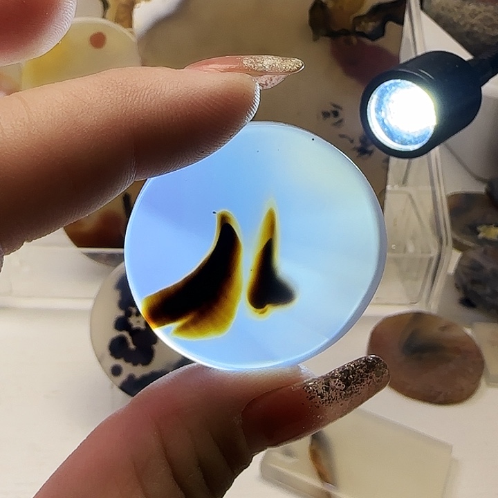 玛瑙/玉髓未镶嵌珠宝奇石