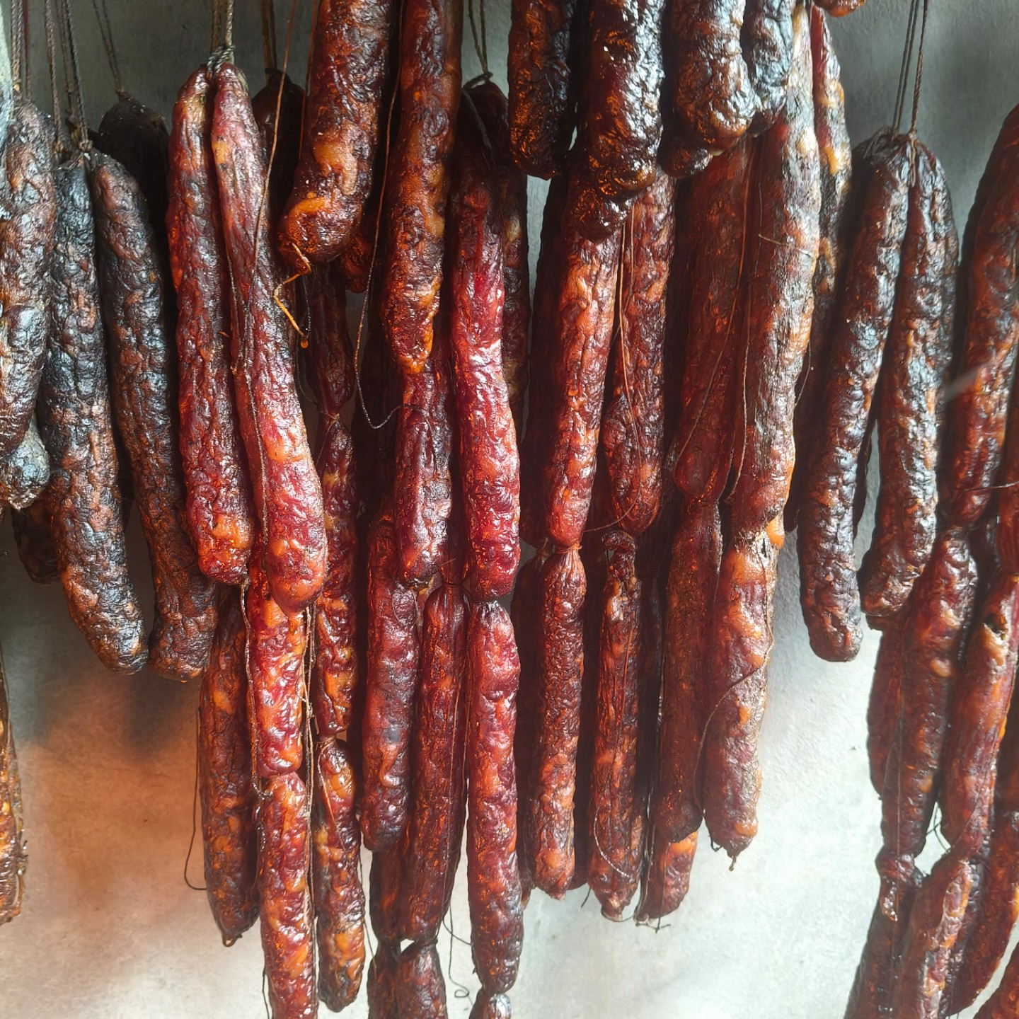 正宗川味麻辣香肠地道川渝柴火烟熏传统美食【顺丰包邮】