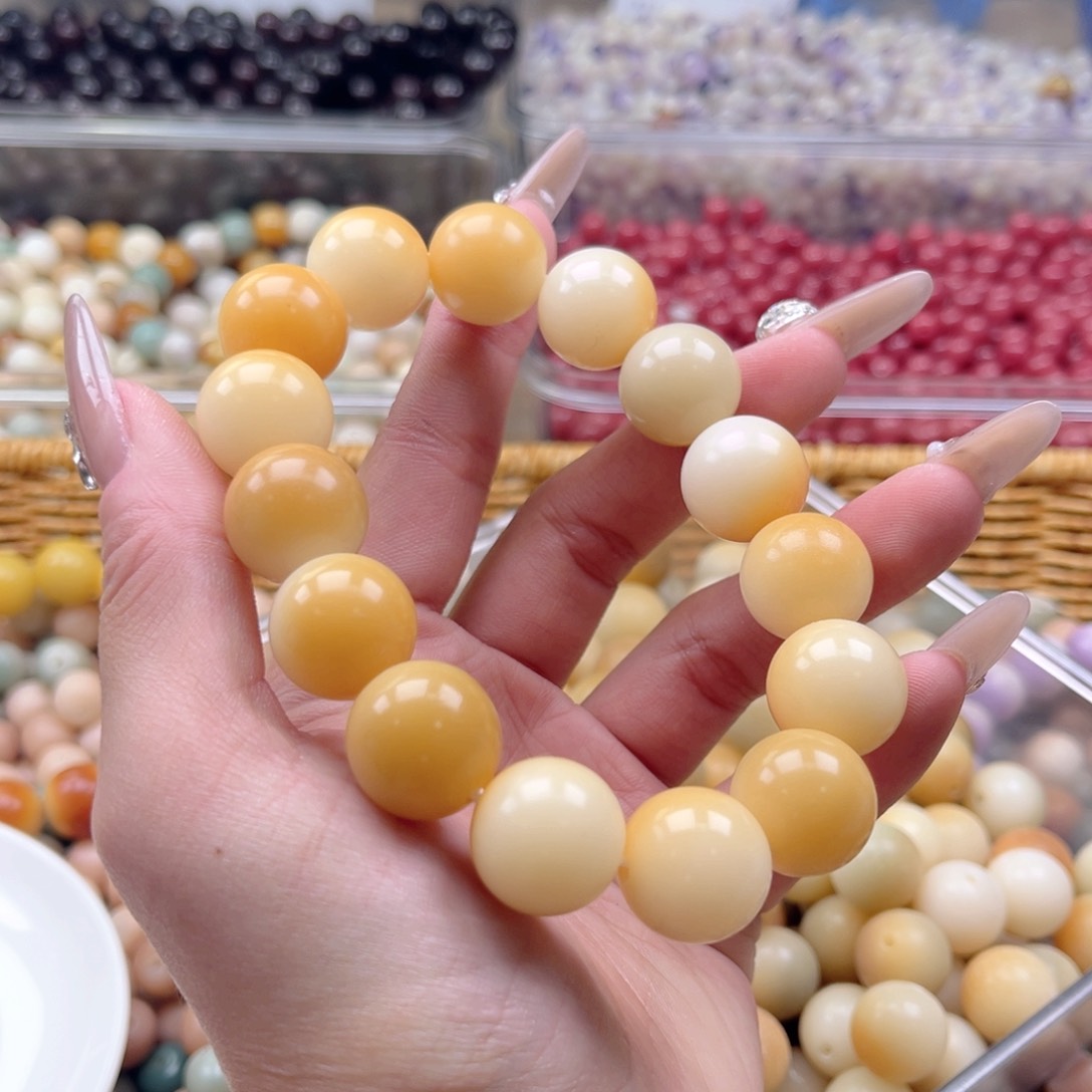 白玉菩提吊坠z16/22颗。大金桔