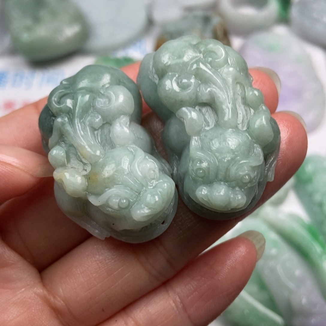 定制翡翠未镶嵌翡翠