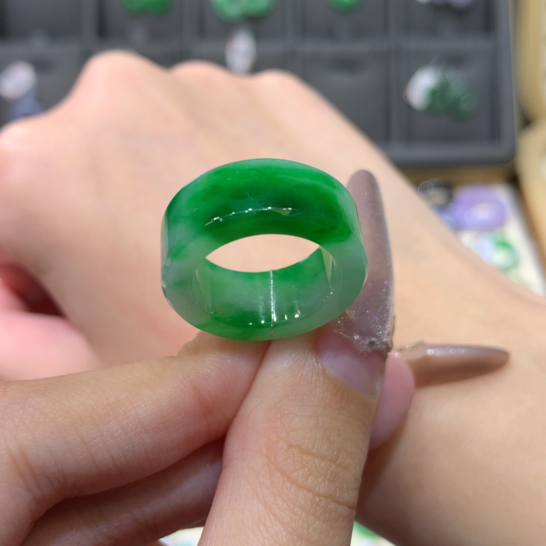 翡翠戒指未镶嵌10-11方戒