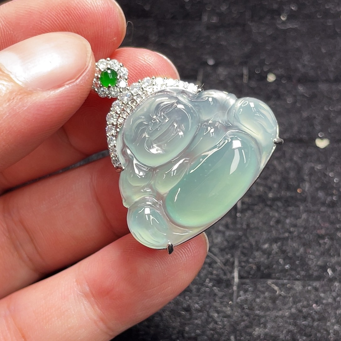 翡翠未镶嵌颈饰6，