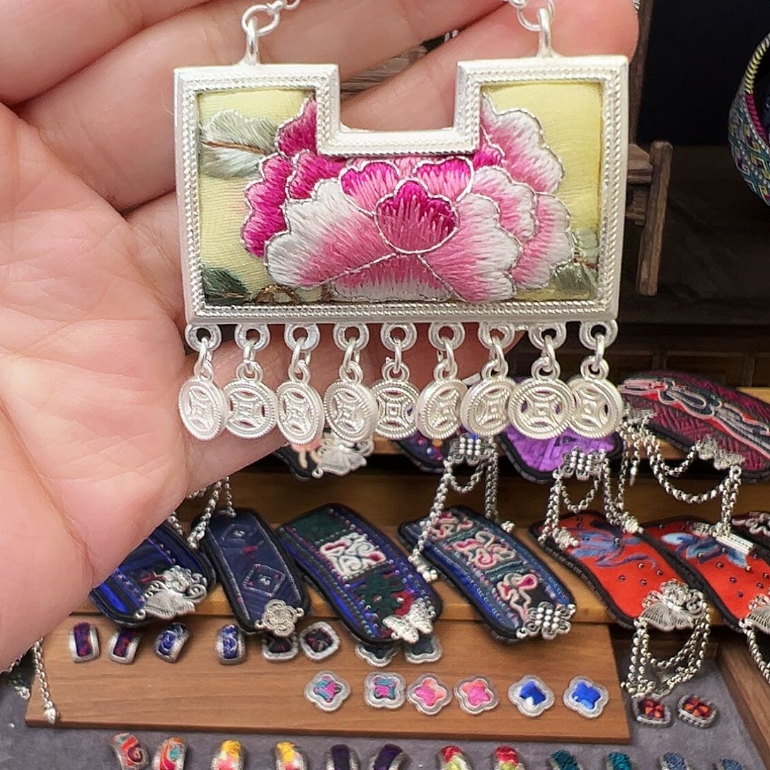 织绣手工刺绣工艺品