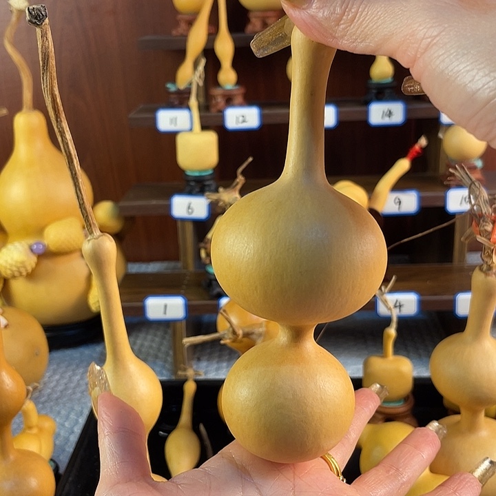 小***睿这么早呀就在我这里住几次呀亲