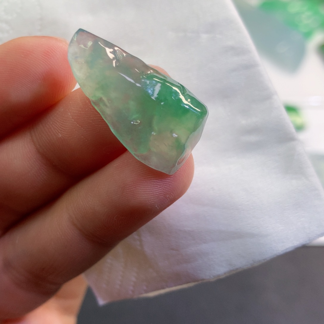 【闪购商品】翡翠吊坠(不含链)未镶嵌