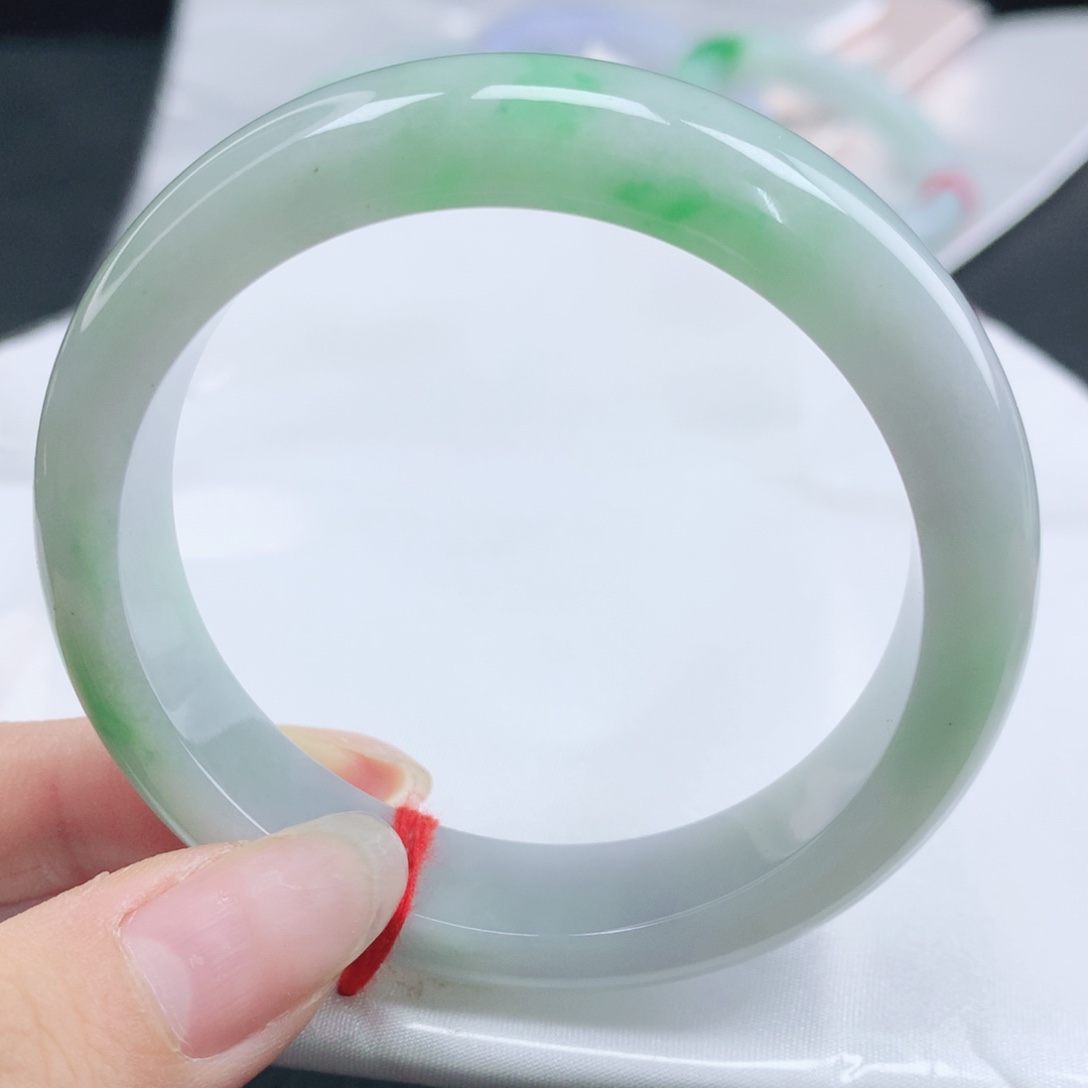 翡翠未镶嵌手镯缅甸54.3白底青飘阳绿正圈