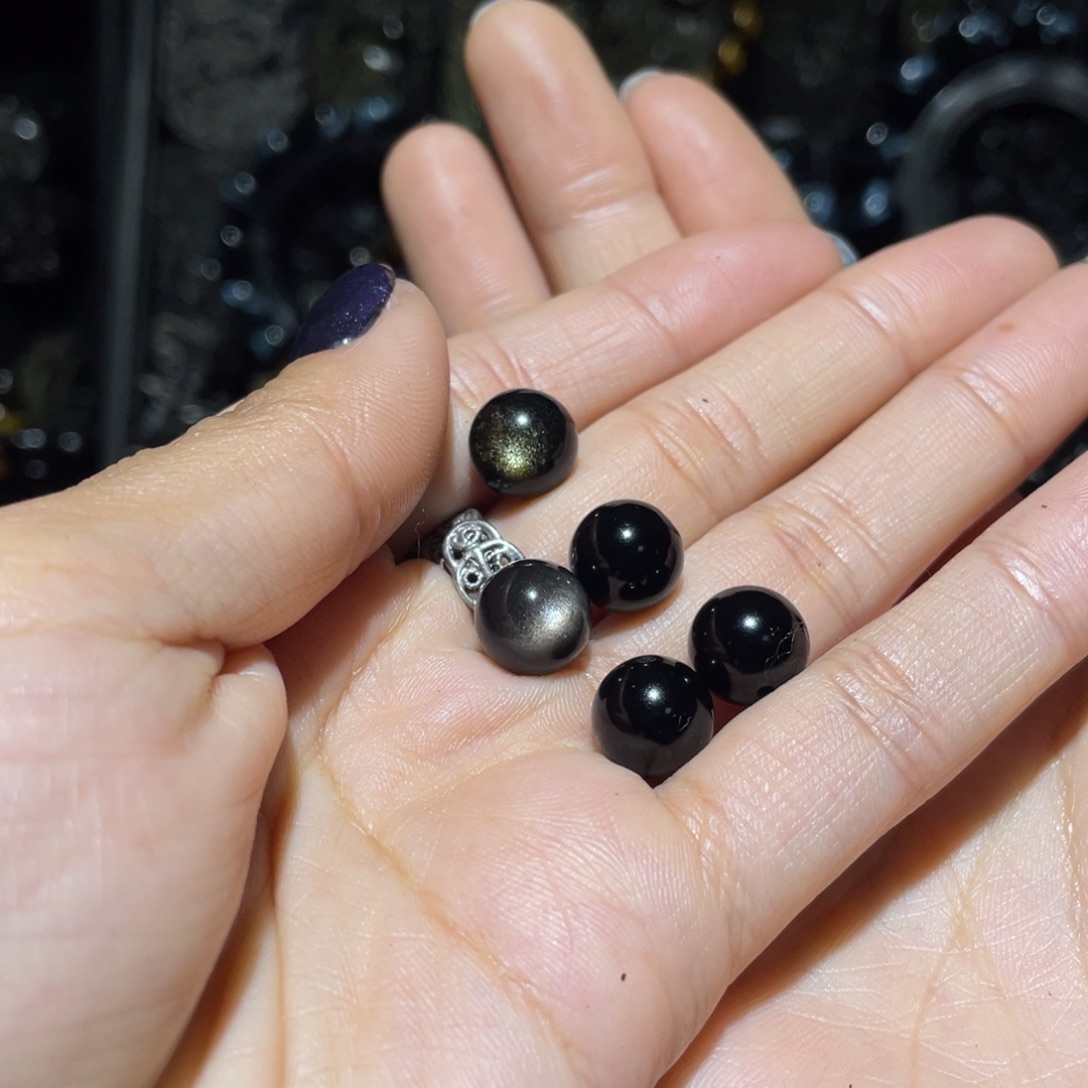 阿***过木变石未镶嵌手链