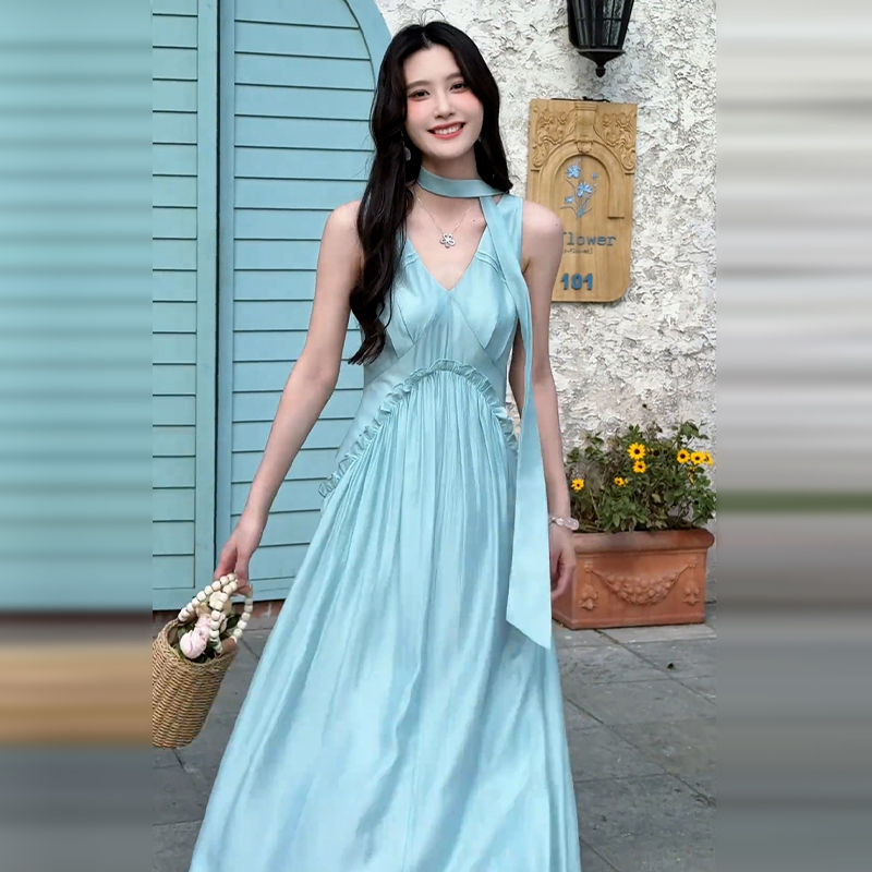 3514蓝色无袖吊带背心连衣裙子女夏2025新款漂亮掐腰海边度假长裙