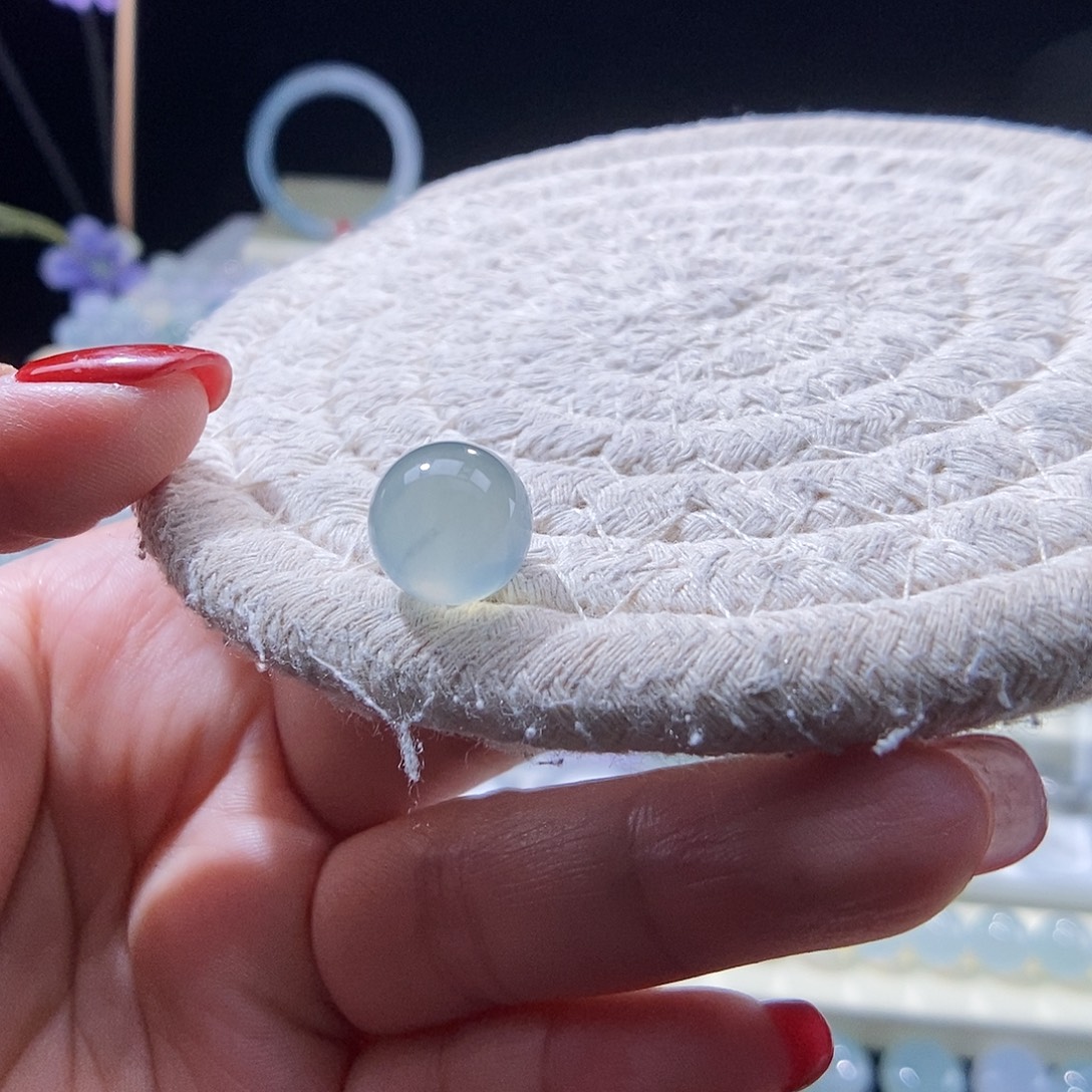 翡翠未镶嵌颈饰圆珠11.2