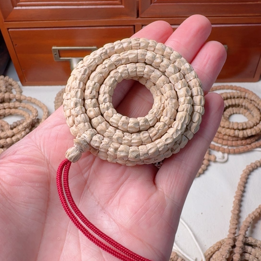 柏香籽/百香籽吊坠