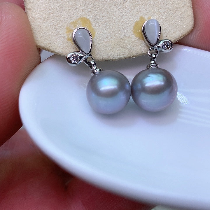 银S925镶嵌耳饰淡水珍珠
