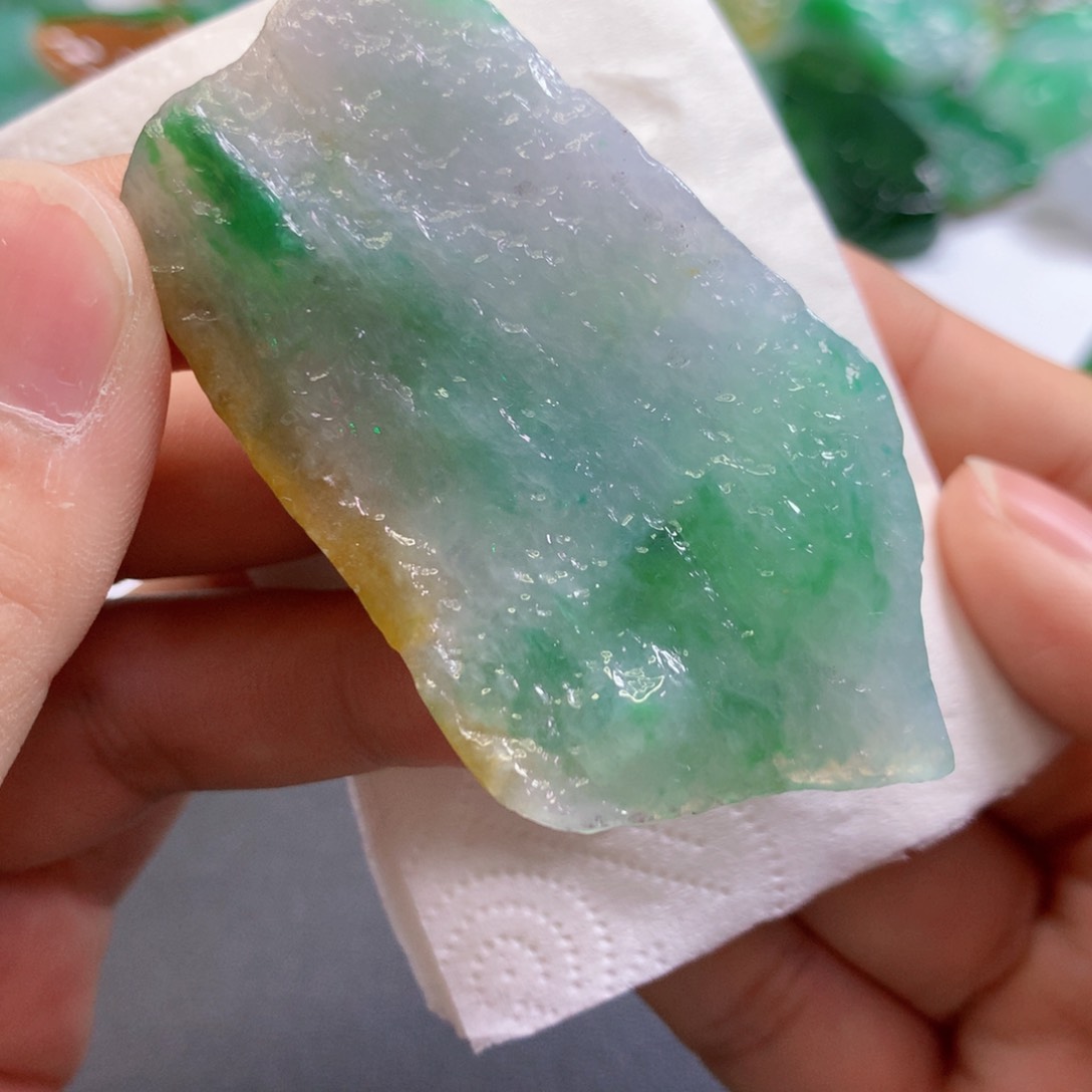 【闪购商品】翡翠吊坠(不含链)未镶嵌