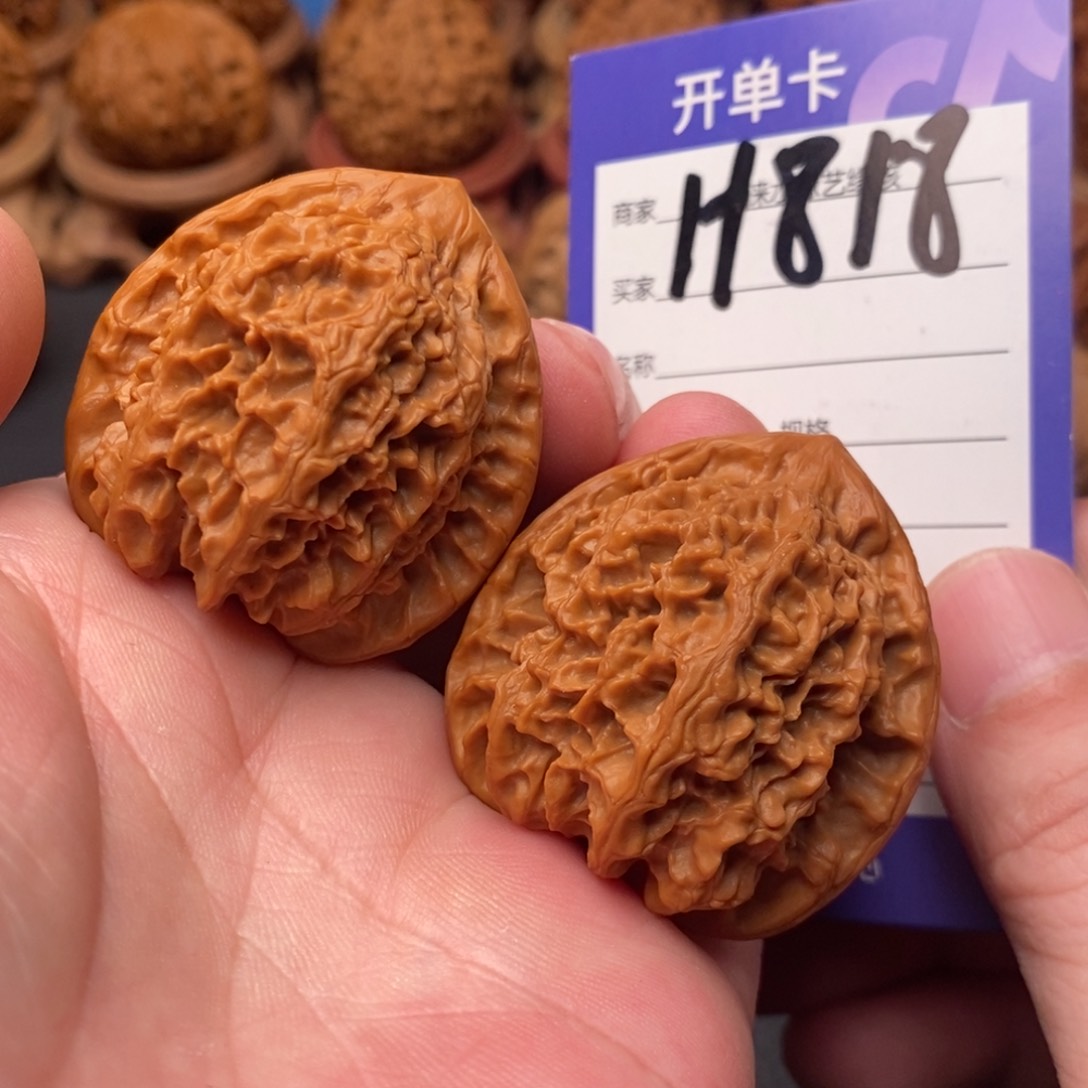 文玩核桃吊坠38野生无名果