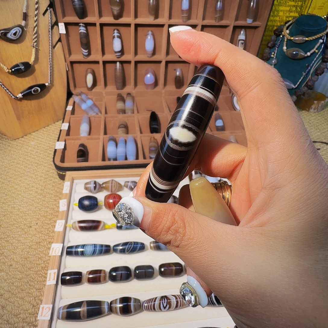 合金颈饰玛瑙/玉髓半**院