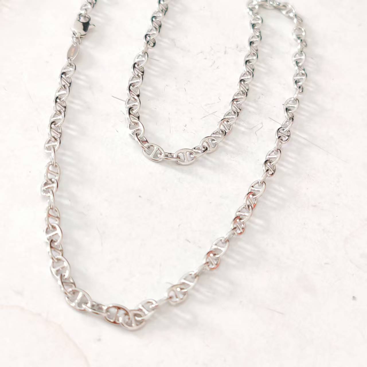 非金属珐琅吊坠 轻奢气质时尚百搭简约精致吊坠 ZWD2121013