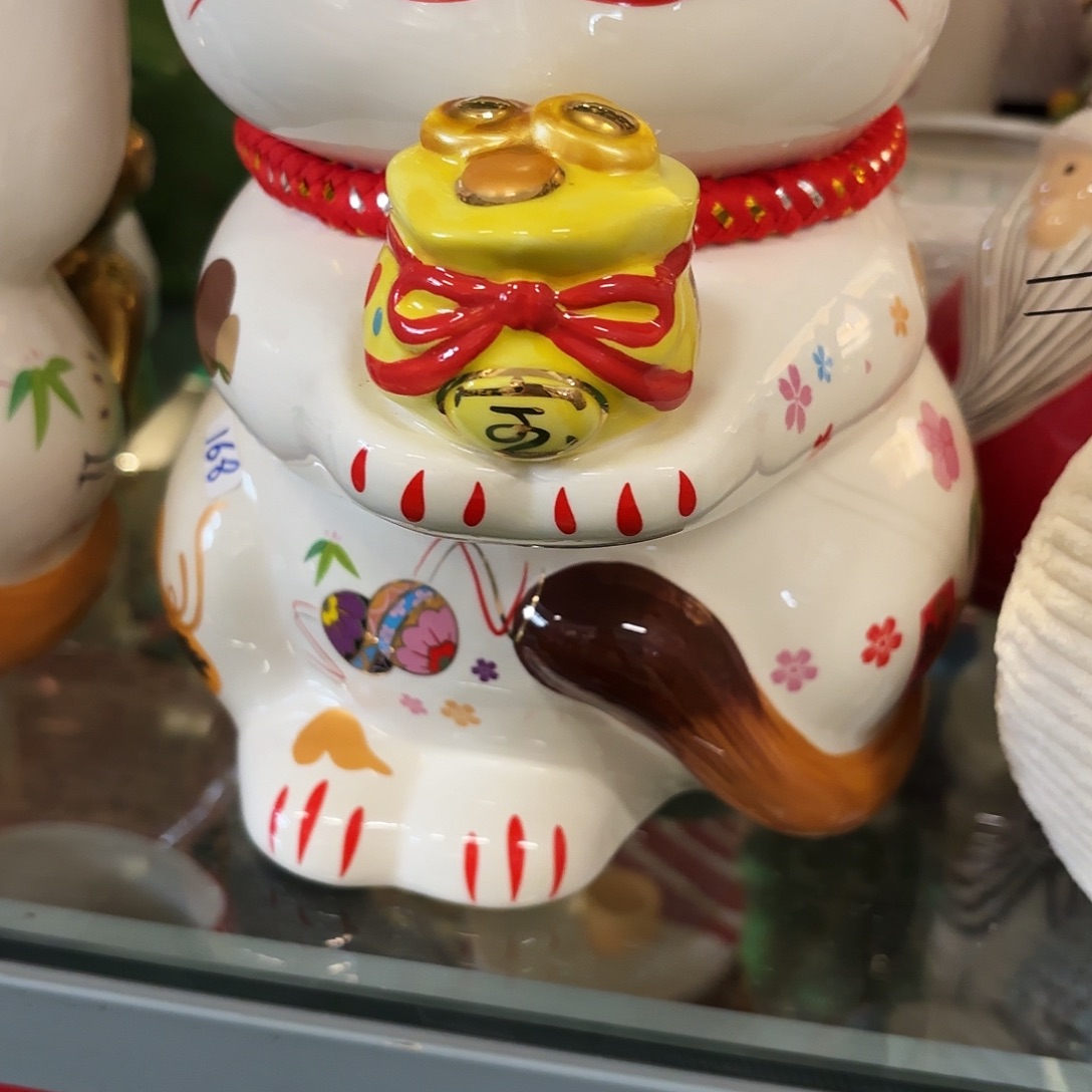 虎****型陶瓷艺术设计中心