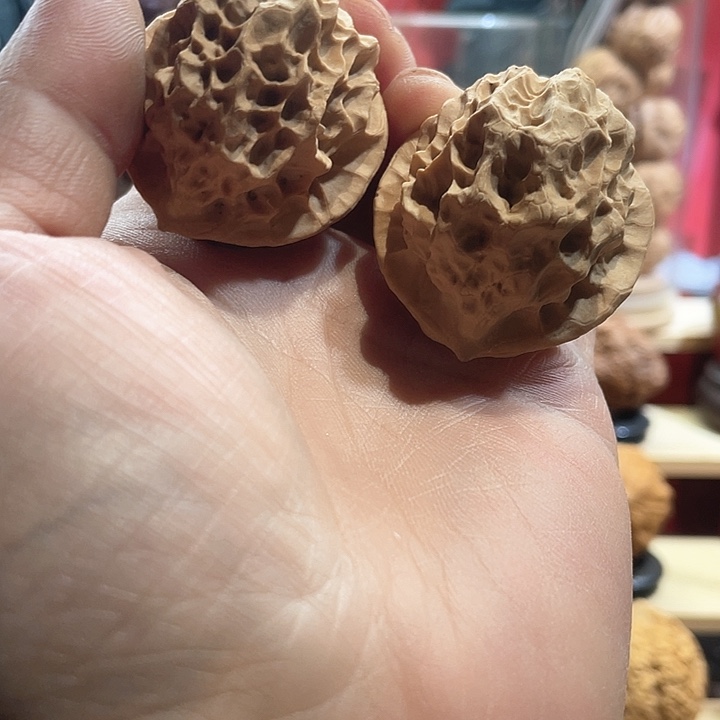 文玩核桃把件云铁1