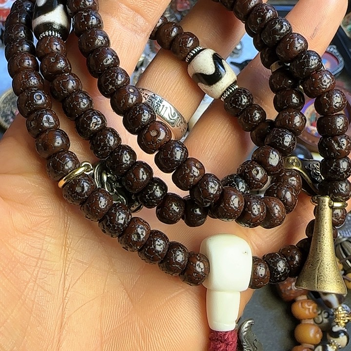 泥塑L****?谢谢，扎西德勒