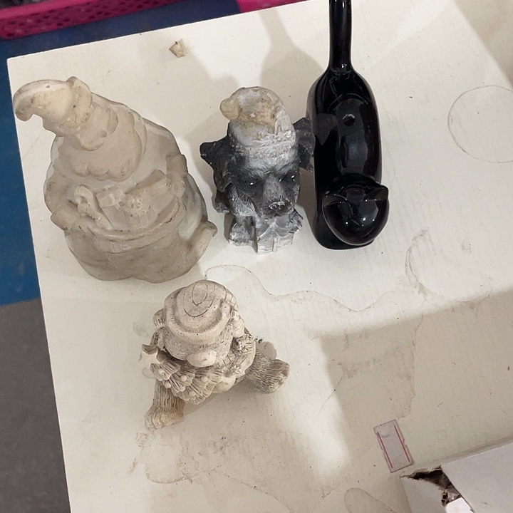 有机玻璃微瑕。        