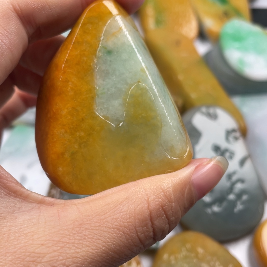 【闪购商品】翡翠颈饰未镶嵌翡翠