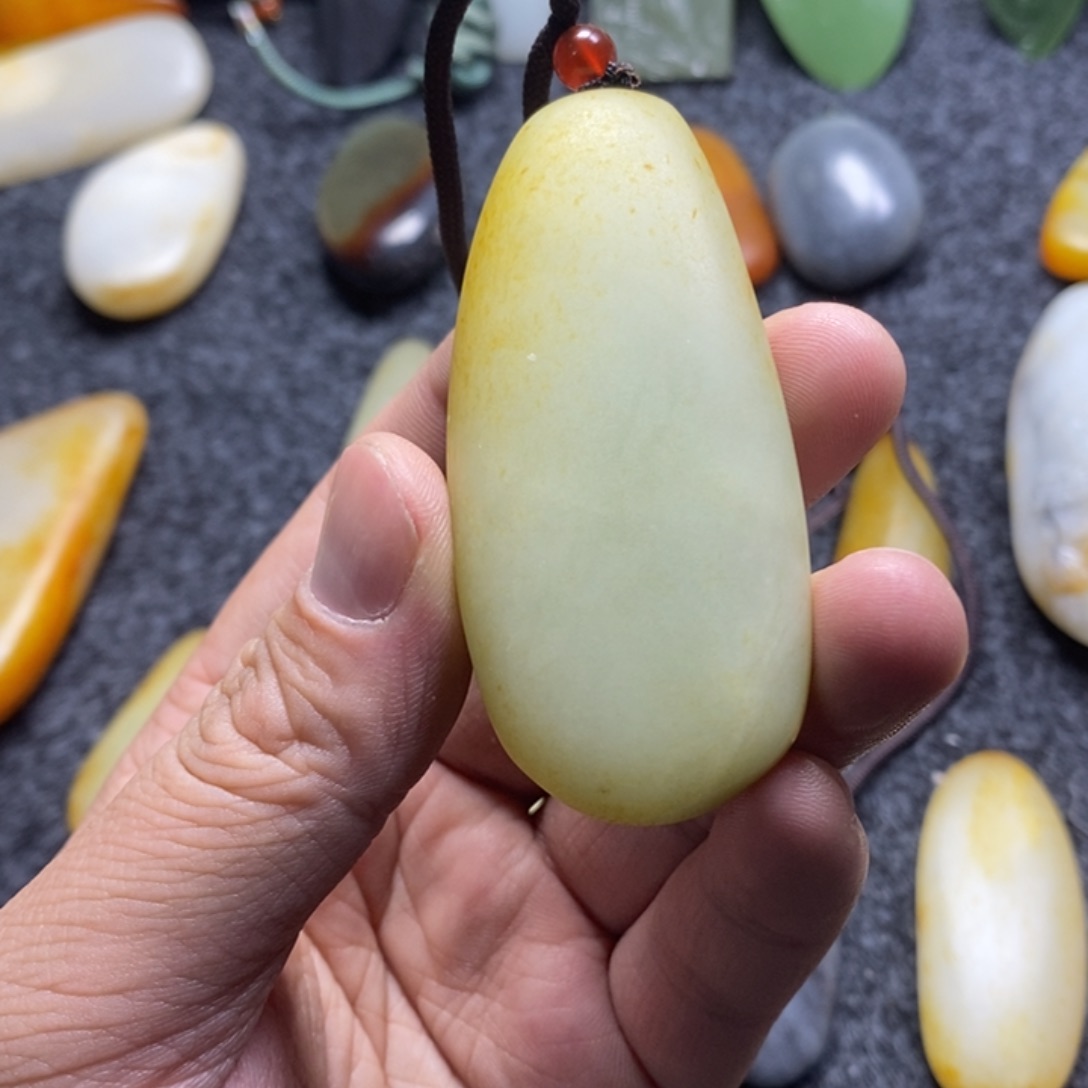 【闪购商品】和田玉颈饰未镶嵌