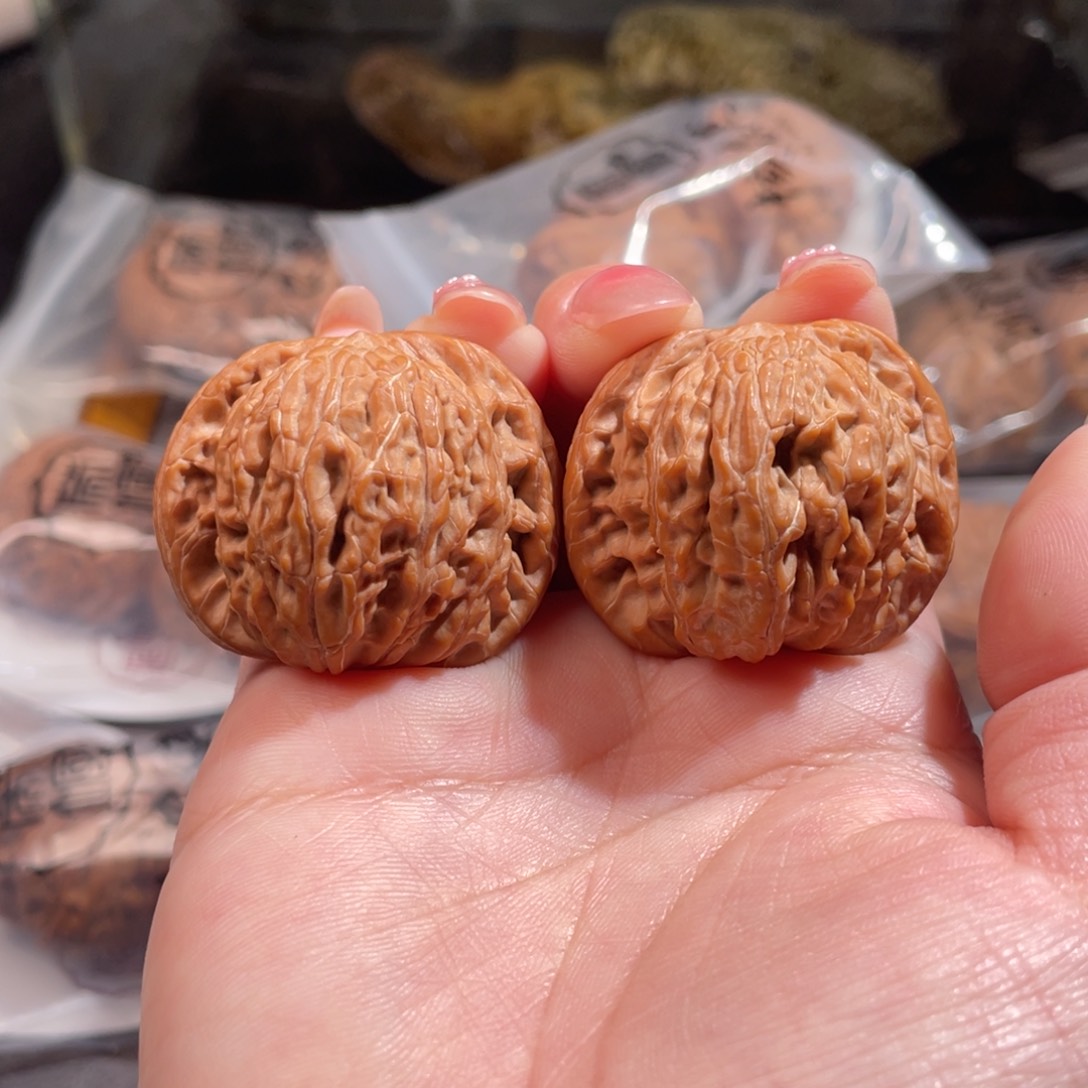 文玩核桃吊坠38磨盘