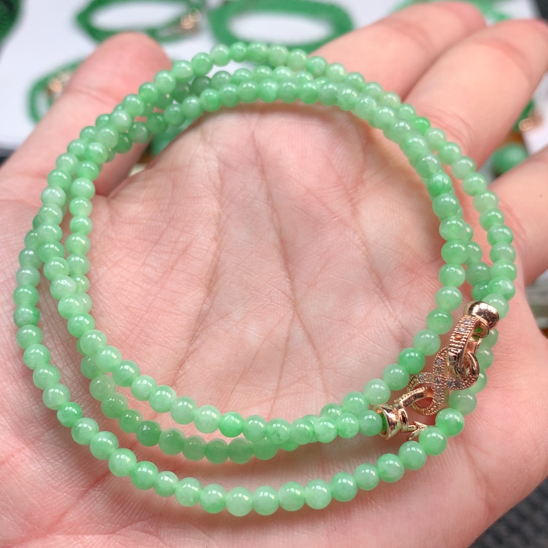 翡翠手链未镶嵌翡翠