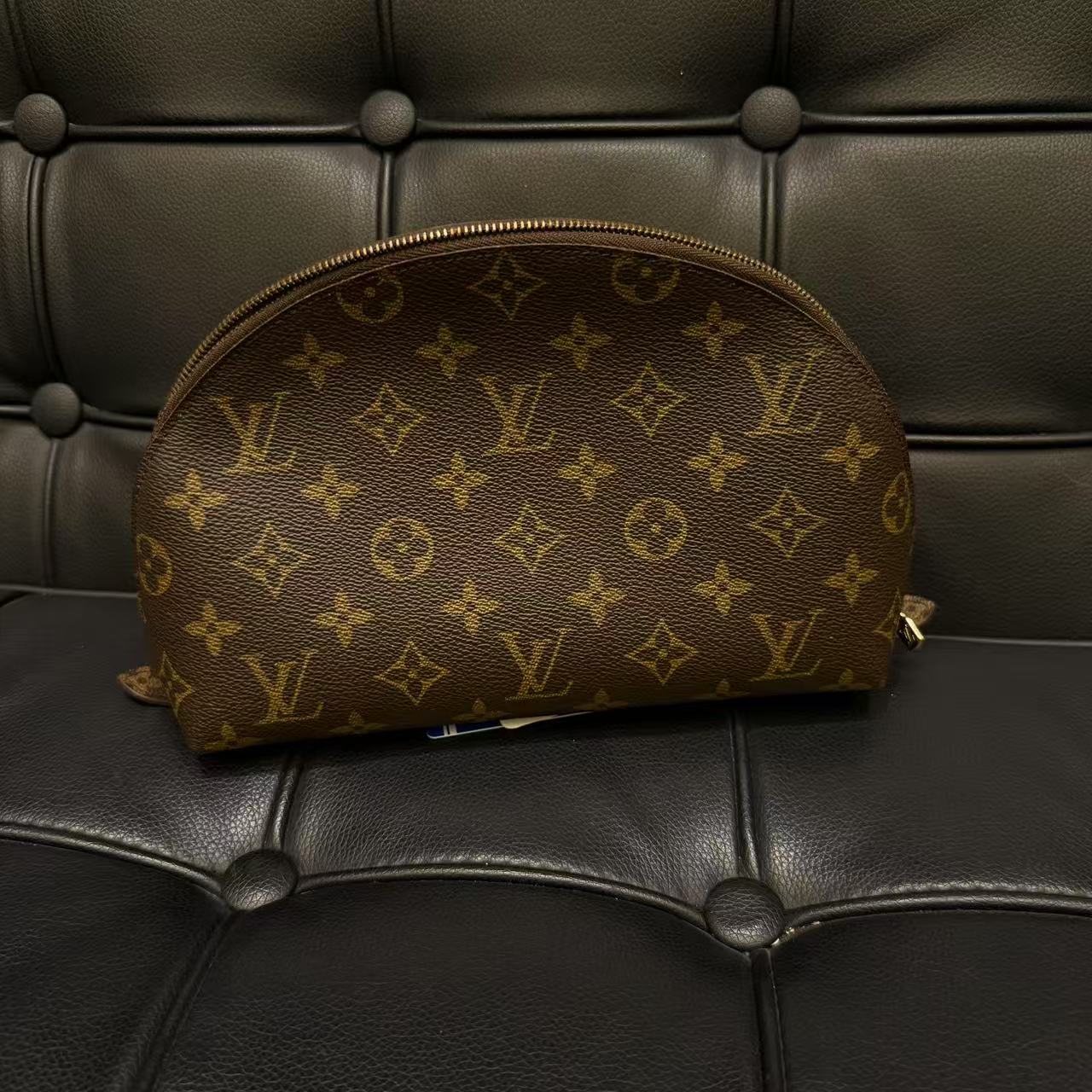 95新 LouisVuitton/路易威登 二弟/95新/3037/单肩包