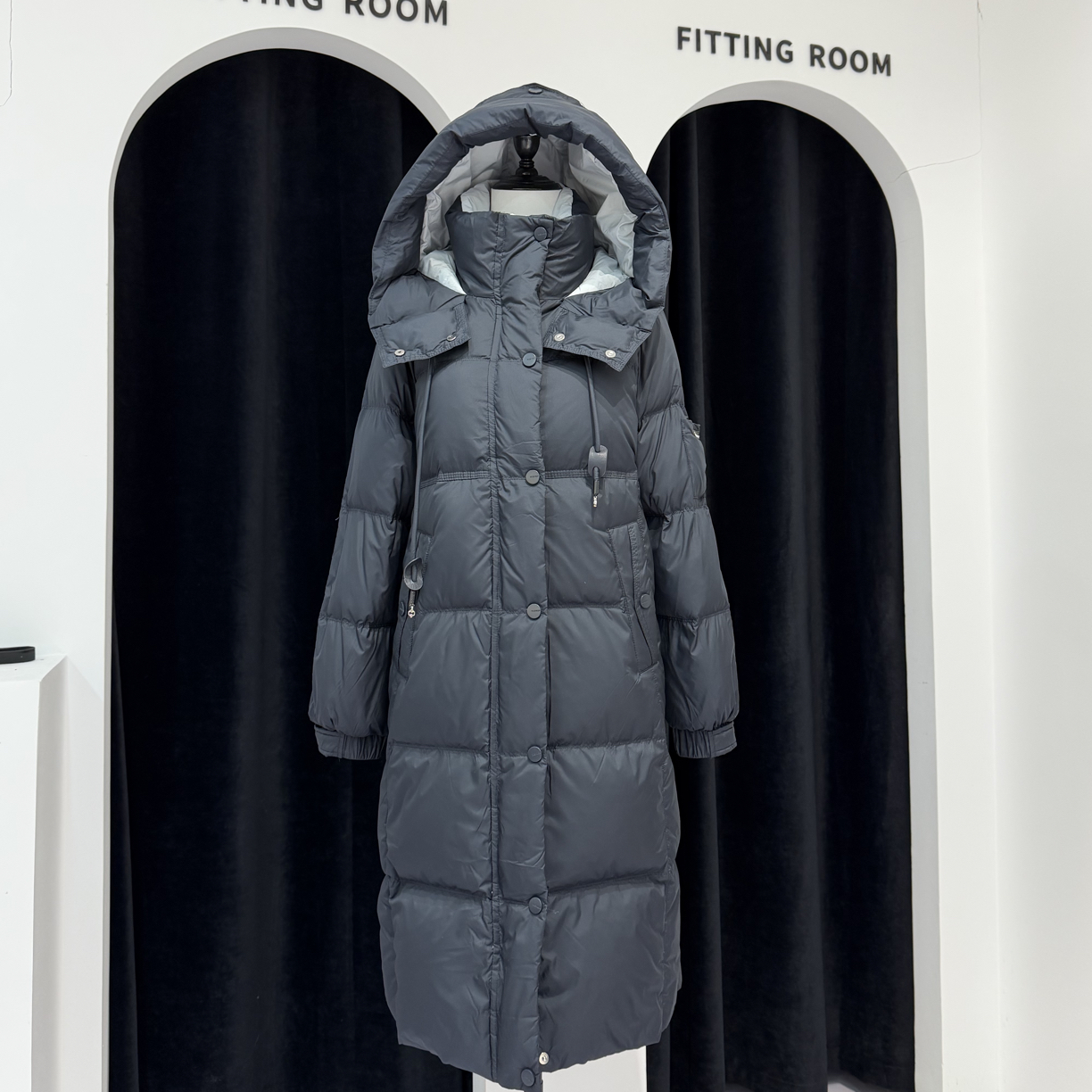 女士中长款连帽加厚纯色棉衣时尚百搭保暖