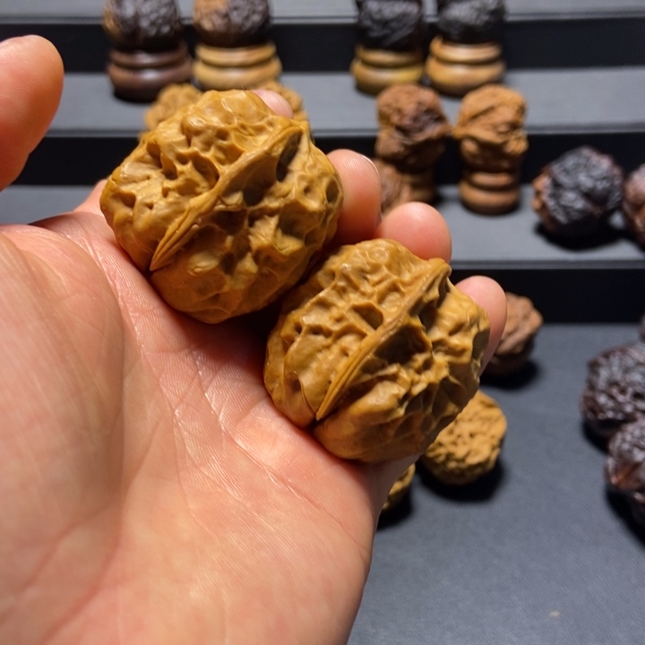 文玩核桃把件B水晶元宝38mm