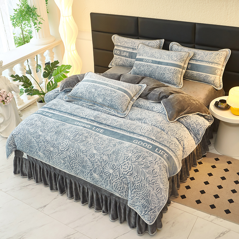 【工厂直销】加厚双面加绒保暖牛奶绒四件套软软被套约7-8斤