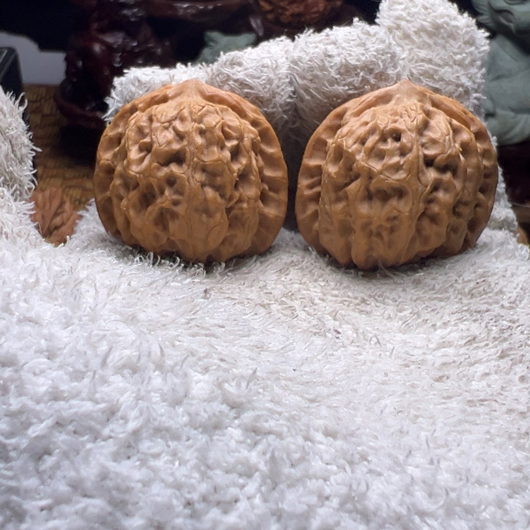 文玩核桃吊坠房山一代龙脉