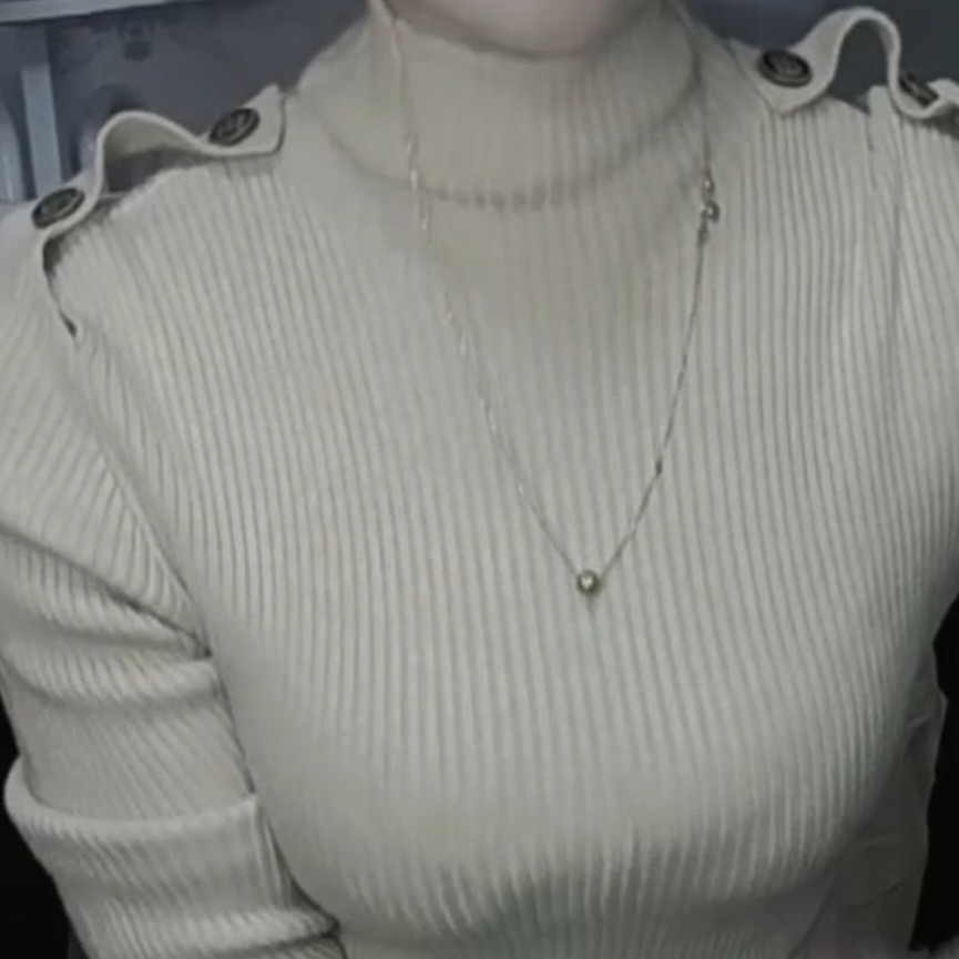 米色修身毛衣连衣裙