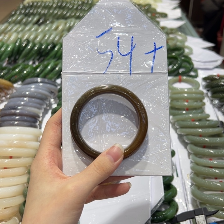 和田玉（糖玉）手镯未镶嵌