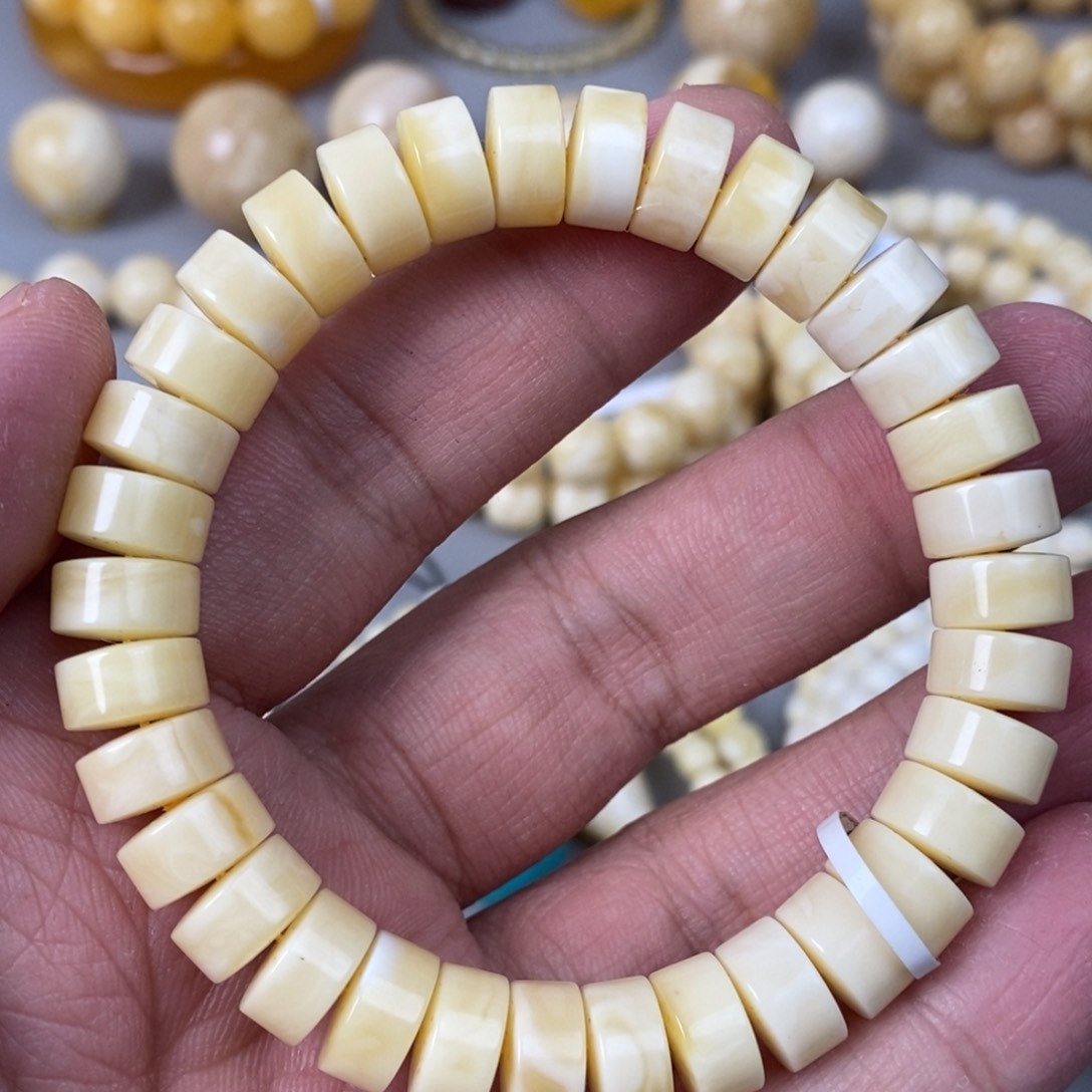 琥珀珠宝奇石未镶嵌10.5mm