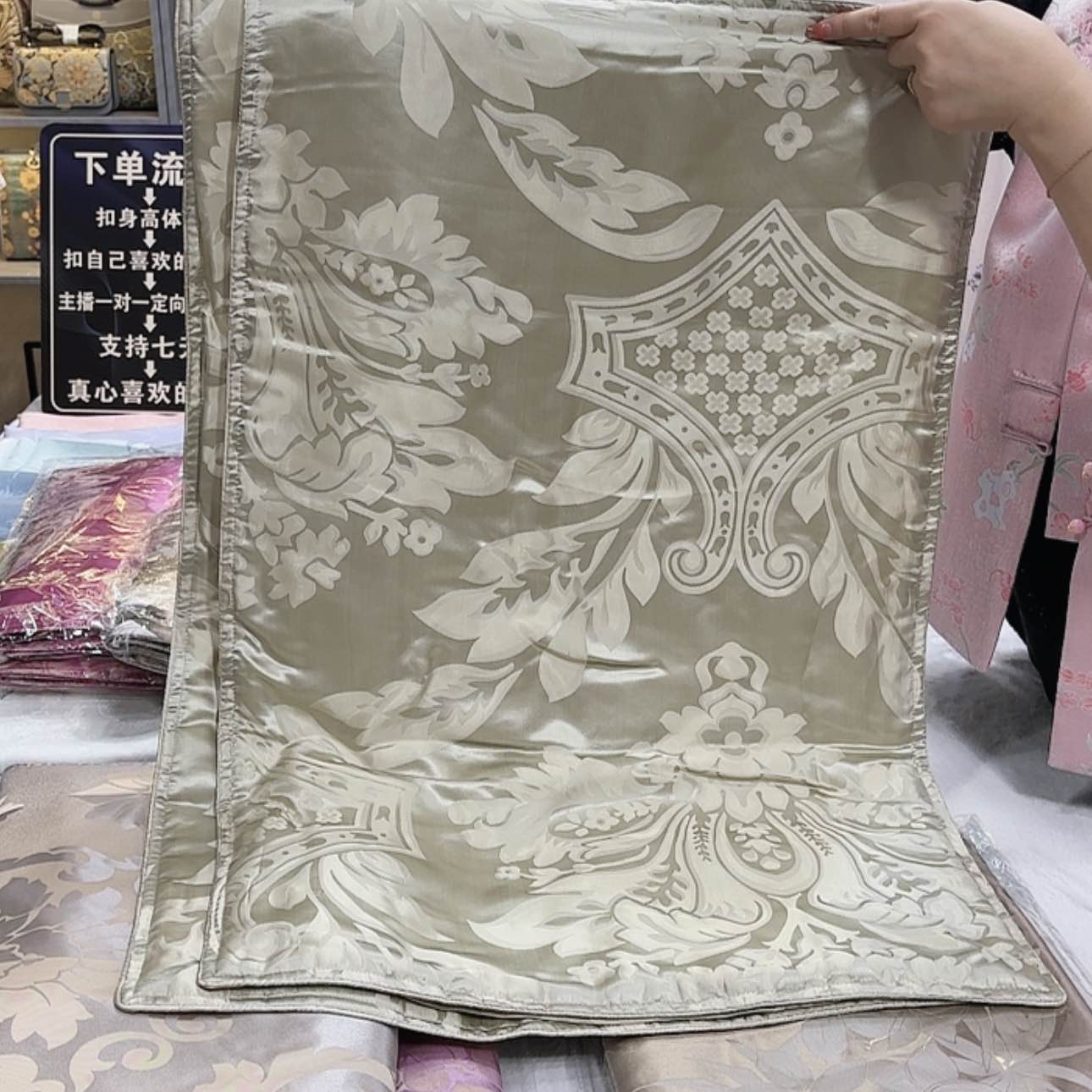 【闪购商品】织绣英*你妈妈密密麻麻看妈妈们