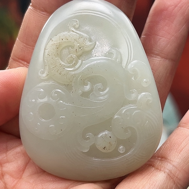 和田玉颈饰未镶嵌