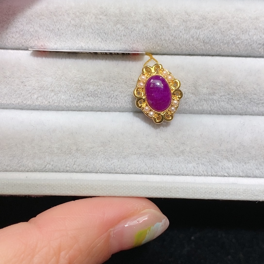 苏纪石（舒俱来）18K金镶嵌耳钉