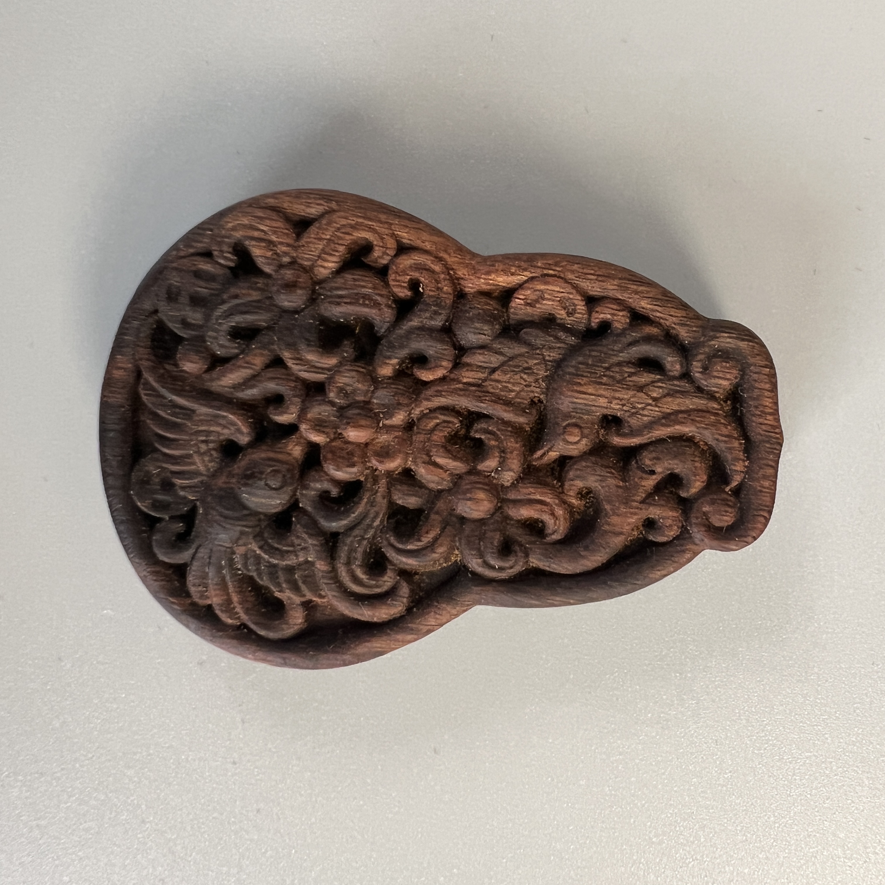 Z-207【老文莱树心油沉水】沉香吊牌 约55x39x11mm,18.69g