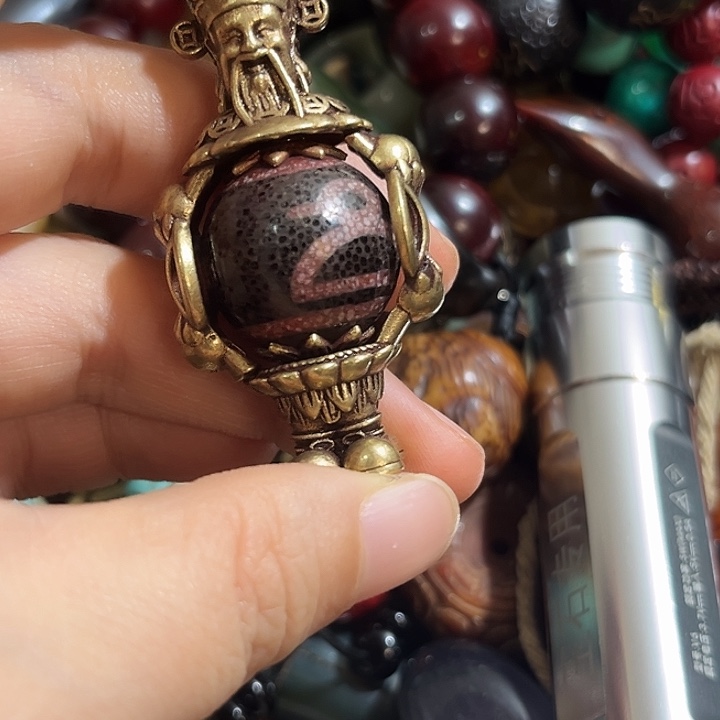 侠***情琉璃手工艺品欢迎光临