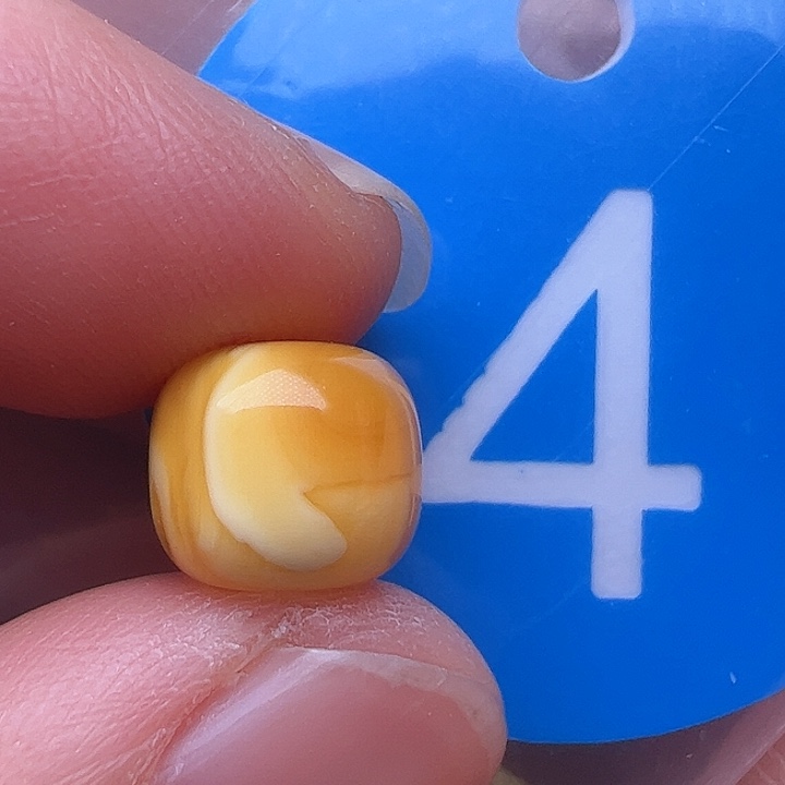 蜜蜡裸石未镶嵌9.2m m