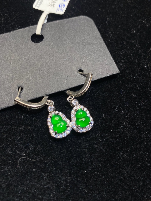 （危料专卖）天然翡翠A货 葫芦耳坠