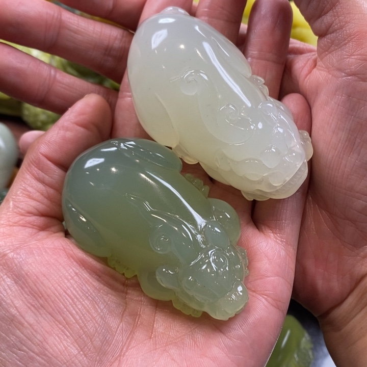 胆***细蛇纹石玉未镶嵌手把