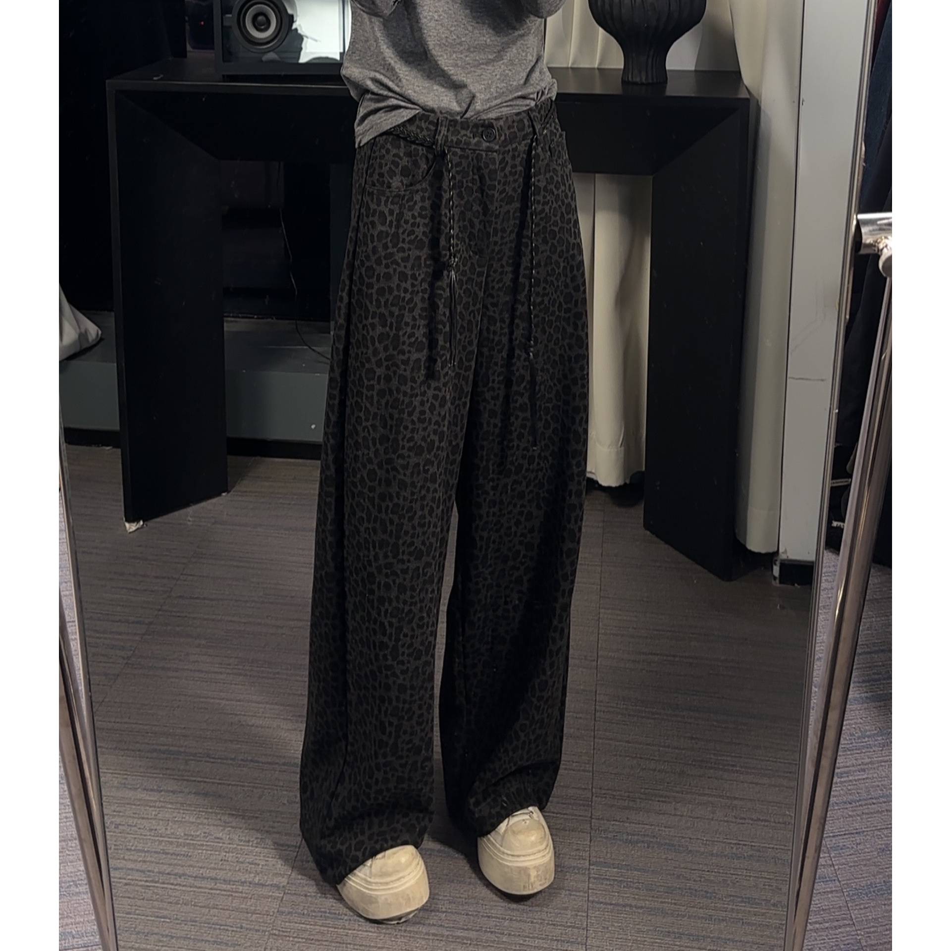 25165北欧风2025新款加厚不加绒豹纹弯刀拖地长裤