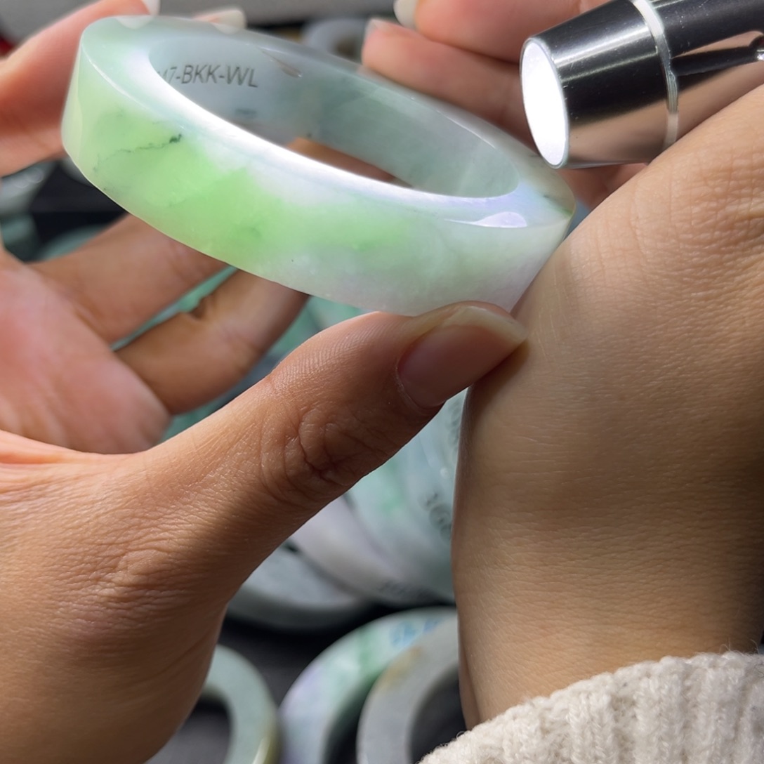 定制翡翠手镯未镶嵌