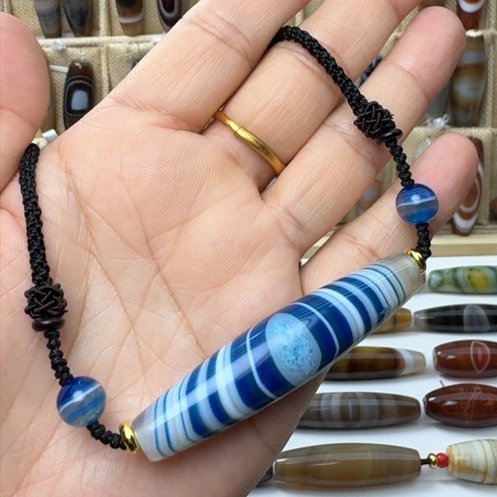 玛瑙/玉髓颈饰未镶嵌