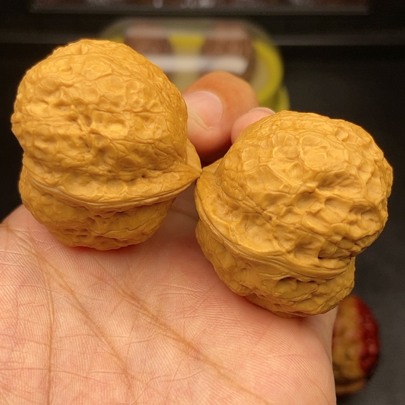 【闪购商品】文玩核桃把件38尺霸王蟾
