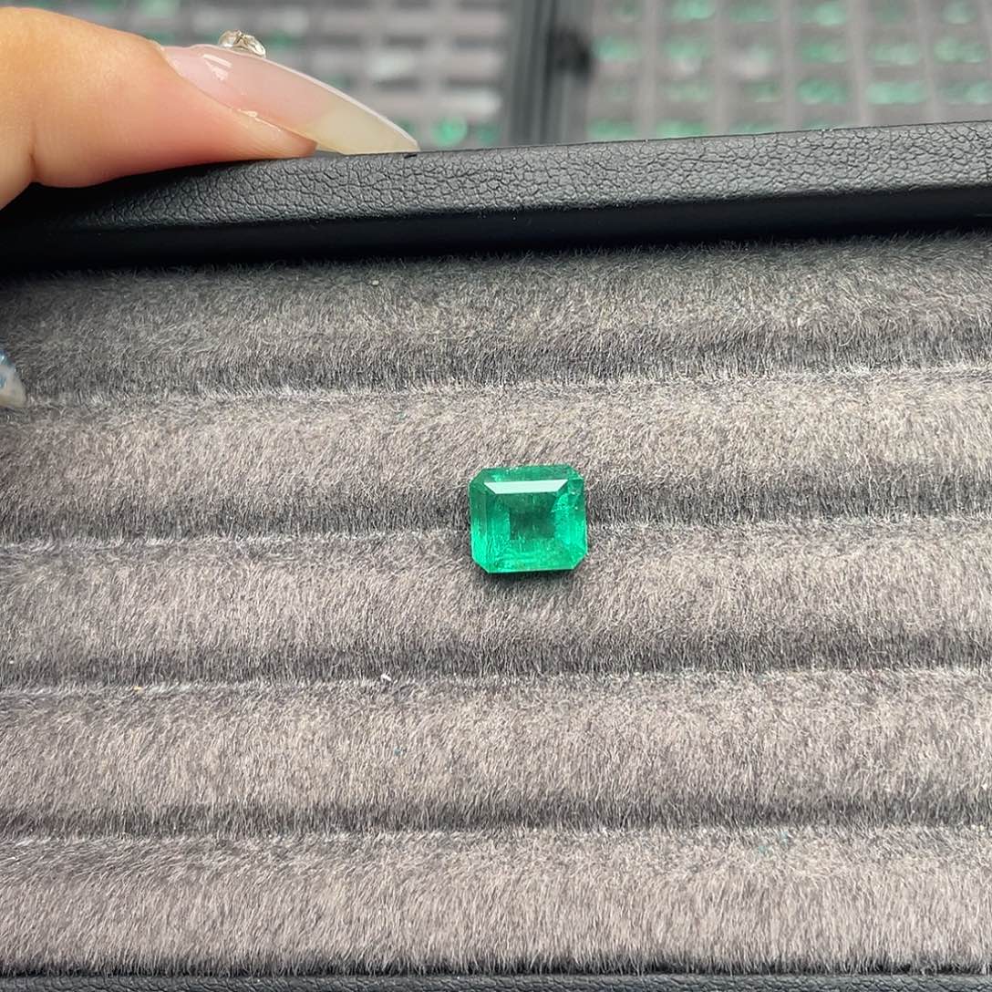 裸石祖母绿3.00ct
