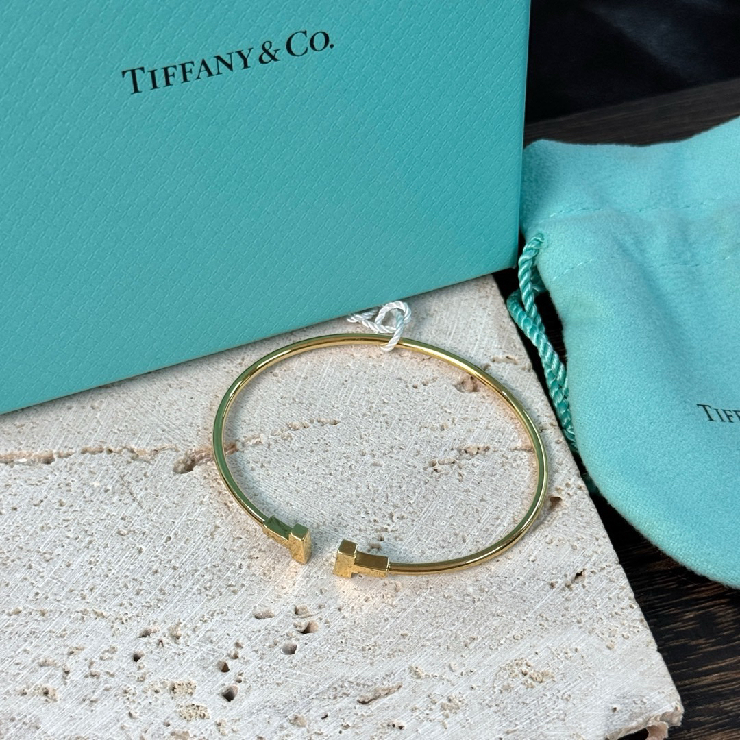 95新 Tiffany & Co./蒂芙尼 18k玫瑰金双T系列线圈手镯/631755084