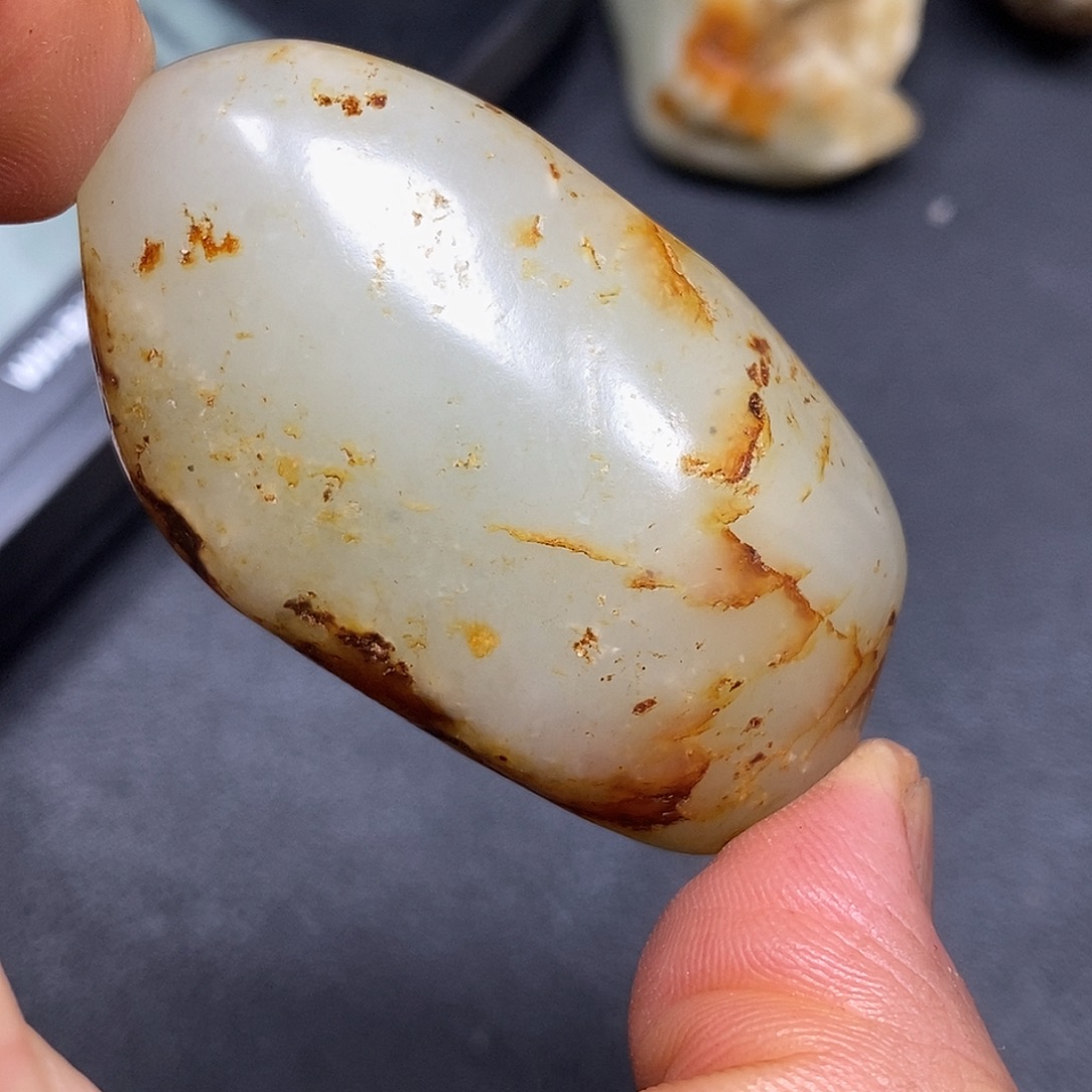 和田玉未镶嵌珠宝奇石